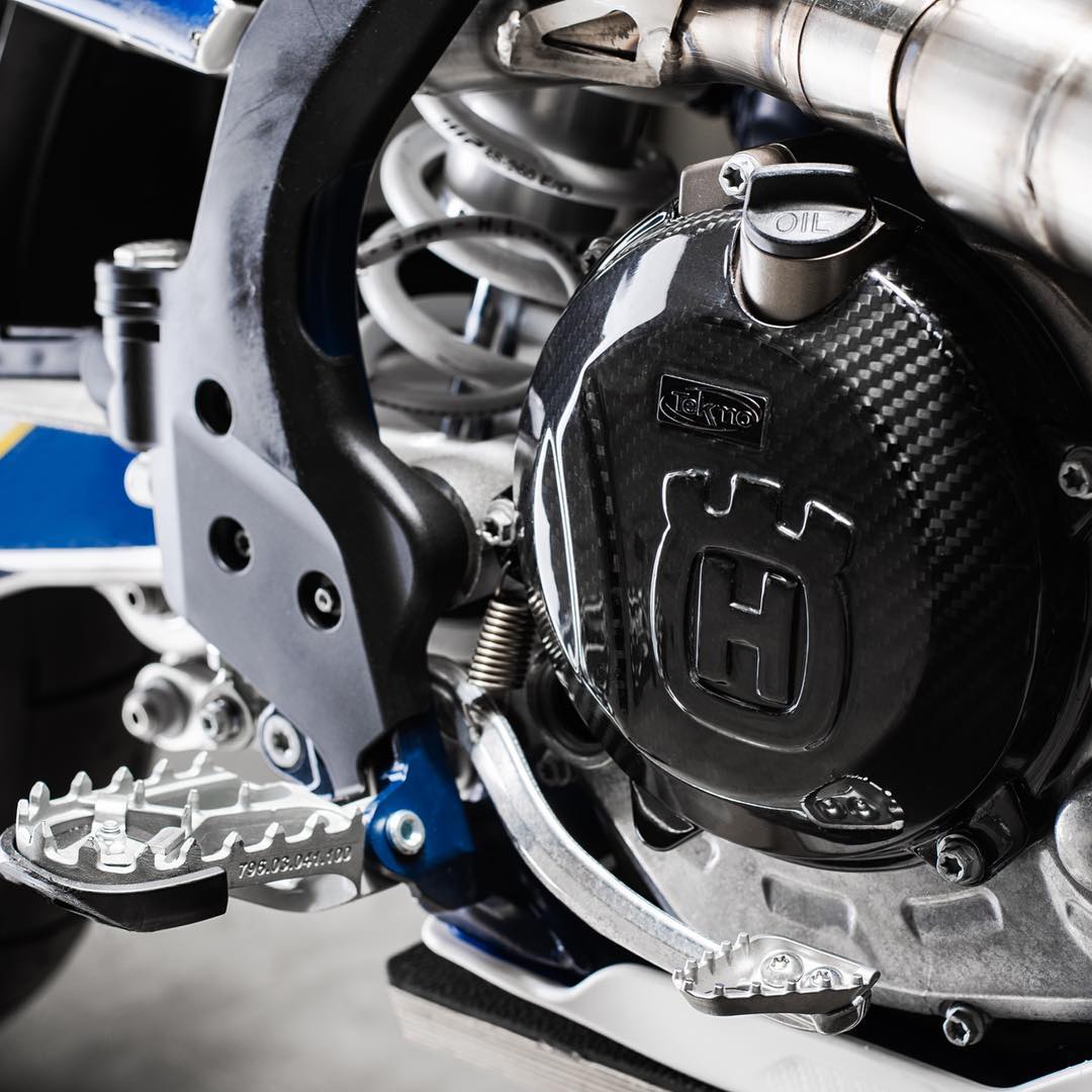 Carbon clutch cover guard Husqvarna 450501 SM Project