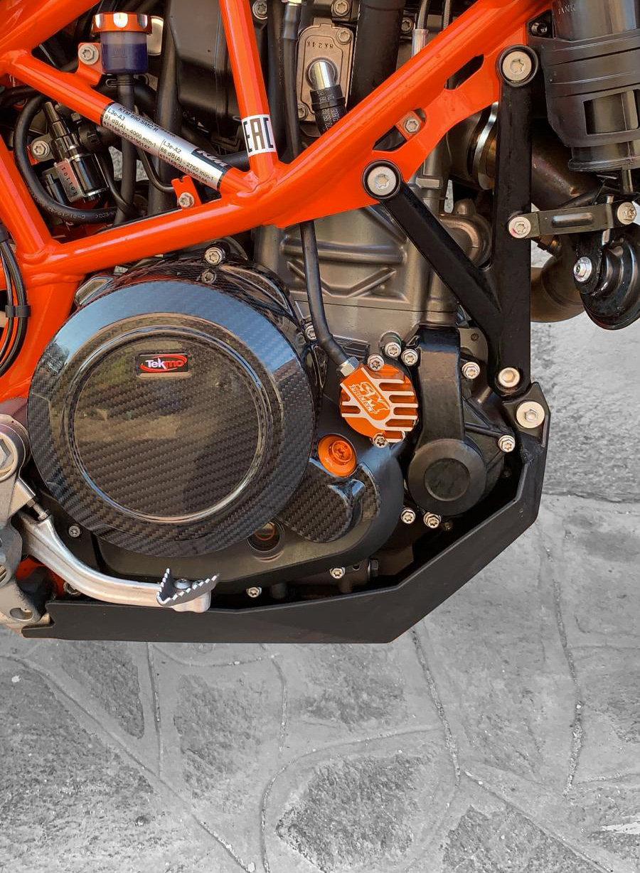 Carbon fiber clutch cover guard KTM 690 Duke 690 Tekmo racing SM
