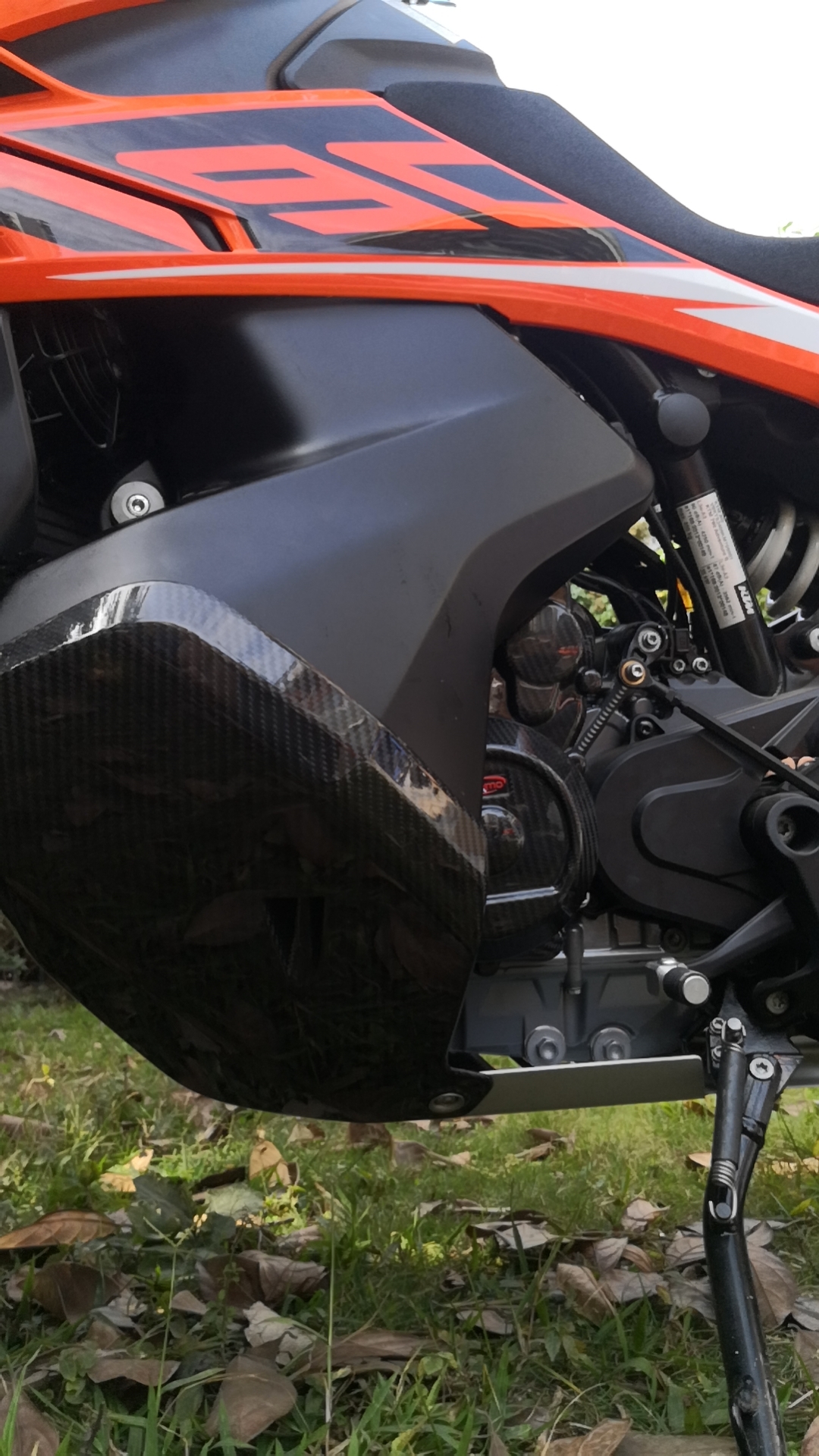 Carbonfiber stator cover guard KTM 790890 Duke & Adventure Tekmo